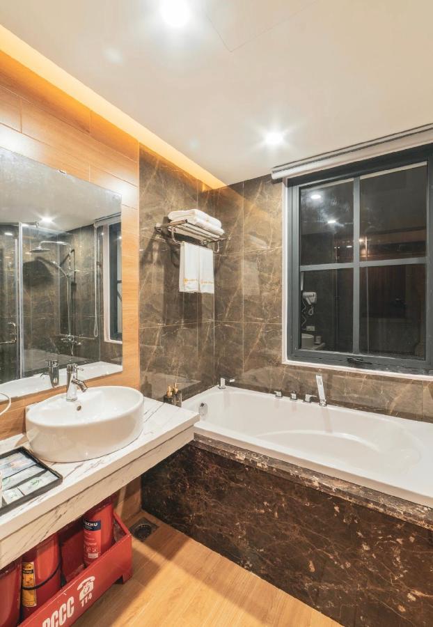 La Dolce Vita Hạ Long Exterior foto